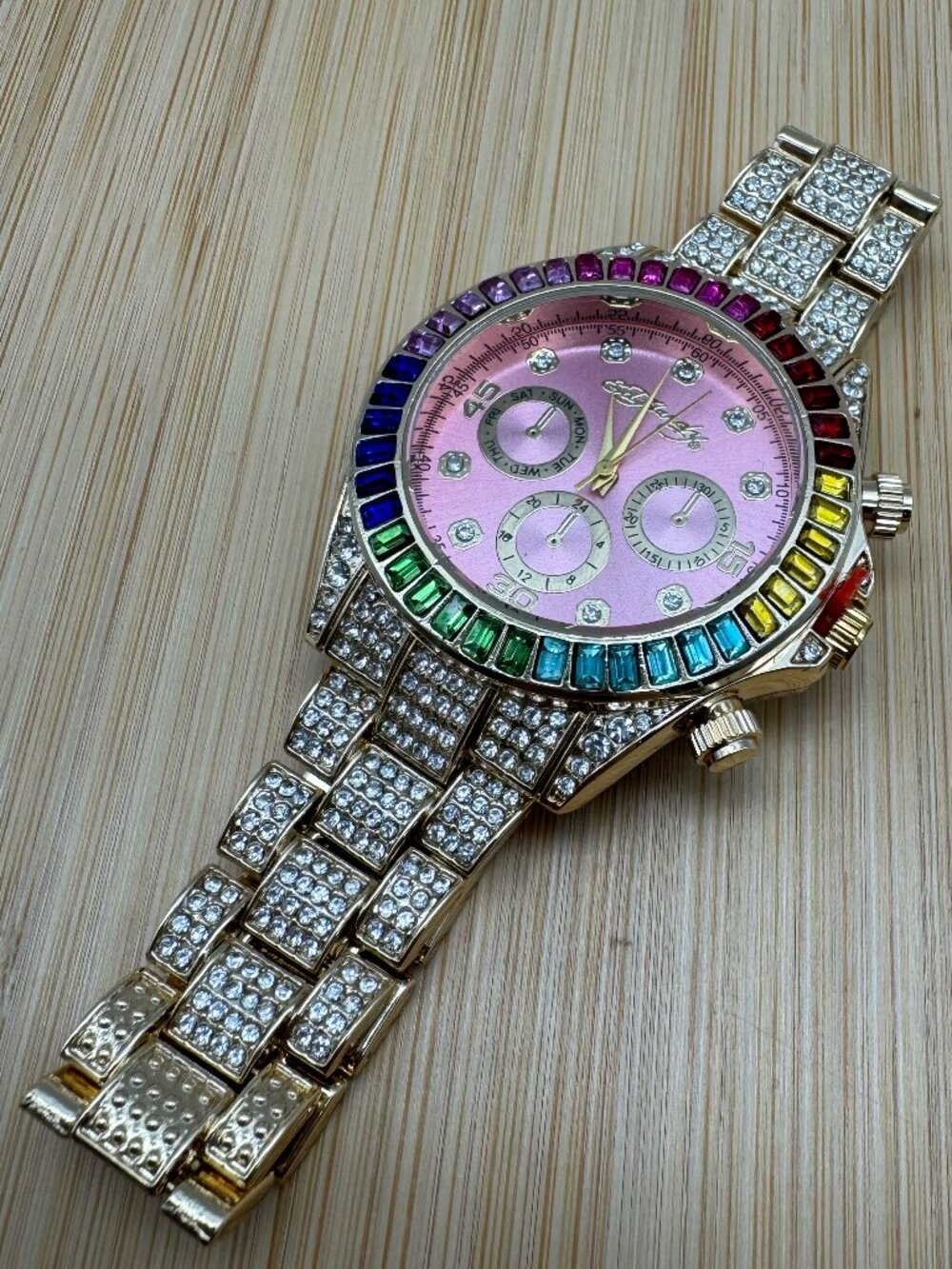 Ed Hardy Women's Gold Tone Bracelet Rainbow Watch Pink Dial Analog Quartz (5)
